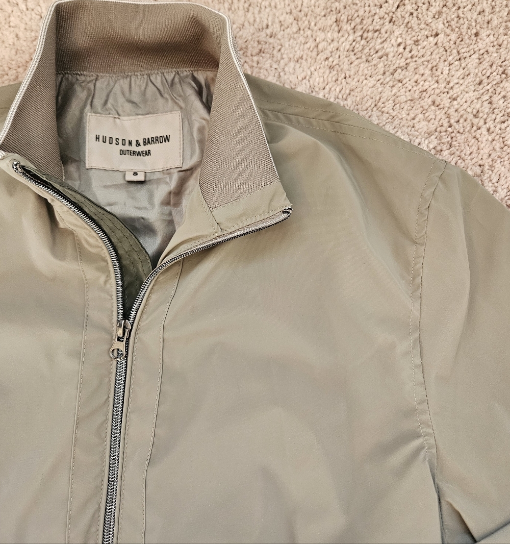 Hudson & Barrow Men's IT Tech Jacket Outerwear Beige Olive Greenish Mens Small